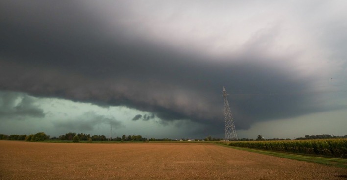 Unwetterfront über Italien.