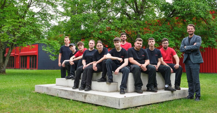 Gruppenbild von Lehrlingen | Credit: LASKA