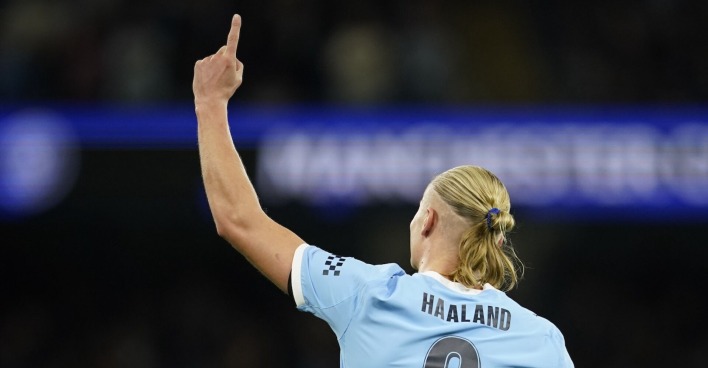 Haaland erzielt sein 50. Champions-League-Tor nach nur 49 Spielen.