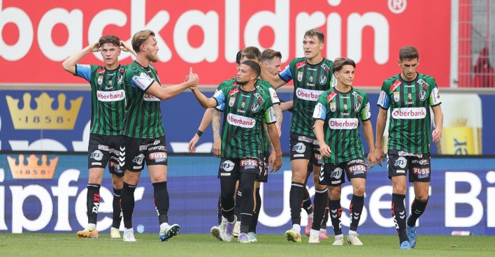 Eine Corona-Welle legt die SV Ried lahm und sorgt für große Personalsorgen.