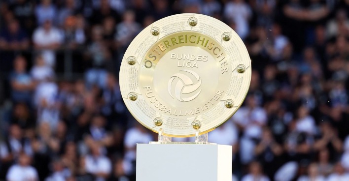 Meisterschale der österreichischen Bundesliga in der Merkur-Arena in Graz