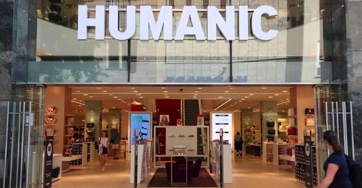 Außenansicht einer Humanic-Filiale in der deutschen Stadt Nürnberg