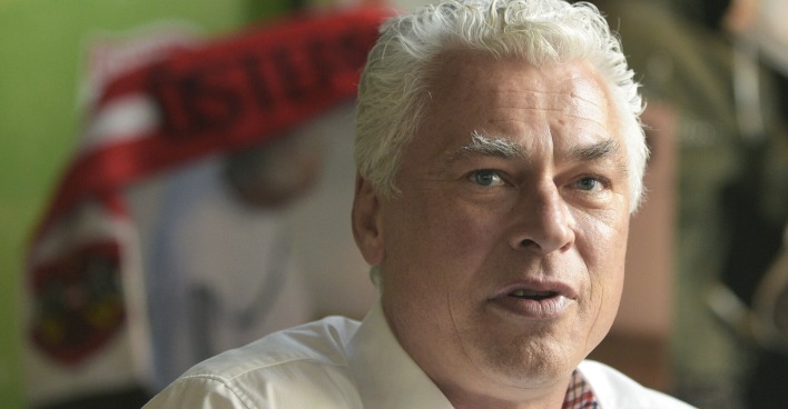 Polster wäre nicht Polster, wenn er sich einen Seitenhieb verkneifen könnte.