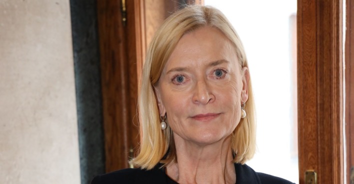 Porträt von Johanna Rachinger, langjähriger Generaldirektorin der Österreichischen Nationalbibliothek.