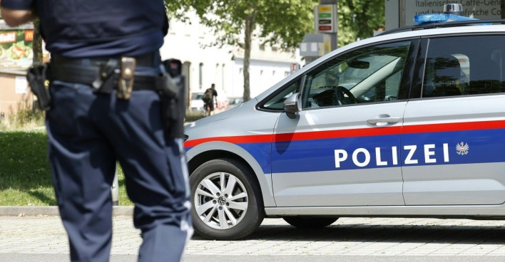 Eine 18-Jährige gestand, die Amok-Drohung an einer Schule verfasst zu haben.