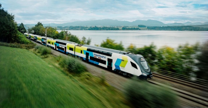 Neuer Doppelstockzug der Westbahn für den Einsatz auf der Weststrecke