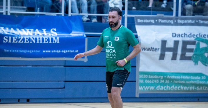 Fatih Ordu von HSW Wals in Aktion.