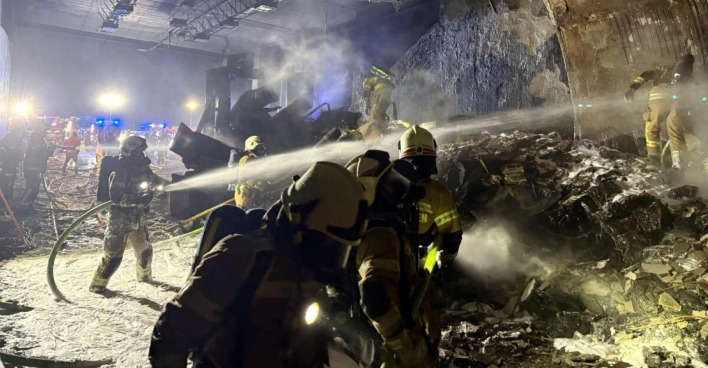 Löscharbeiten im Brentenbergtunnel.