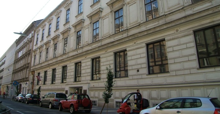 Außenansicht des Palais Festetics in der Berggasse