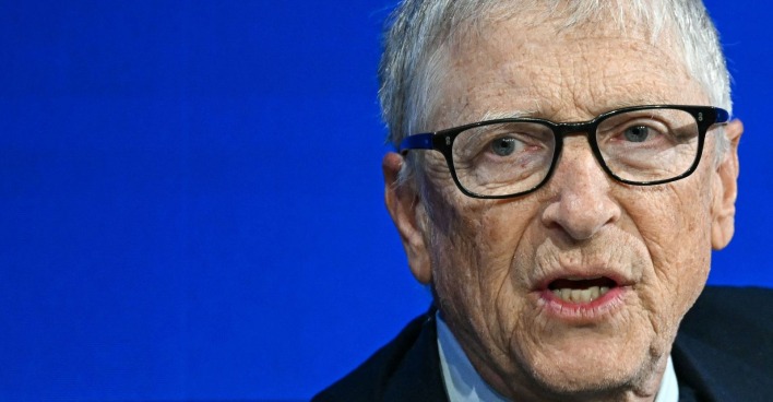 Bill Gates bei einer Veranstaltung 2026 – der Microsoft-Gründer gesteht Affären mit zwei Russinnen und nennt seine Kontakte zu Jeffrey Epstein einen Fehler