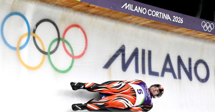 Olympia 2026: Jonas Müller  im 2. Lauf im Einsitzer-Rodelbewerb der Männer in Cortina d'Ampezzo.