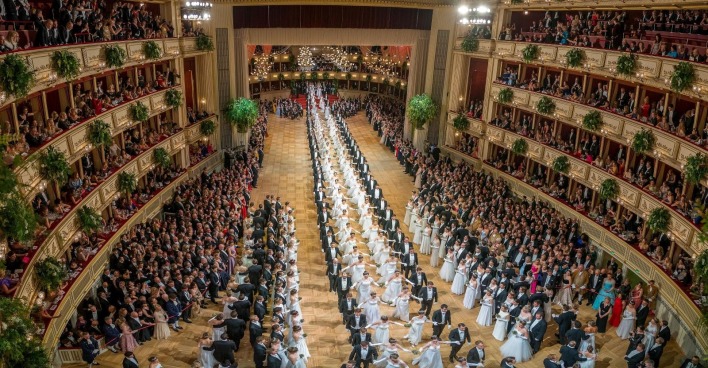 Balleröffnung beim Wiener Opernball / Al Bano Carrisi soll zum Opernball kommen