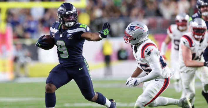 Super Bowl 2026: Seahawks-Defensive stoppt die Patriots.