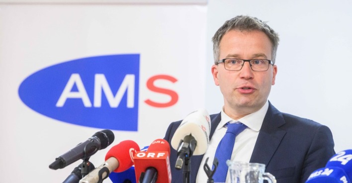 Johannes Kopf bei Pressekonferenz zum AMS-Systemwechsel und Einführung von MeinAMS