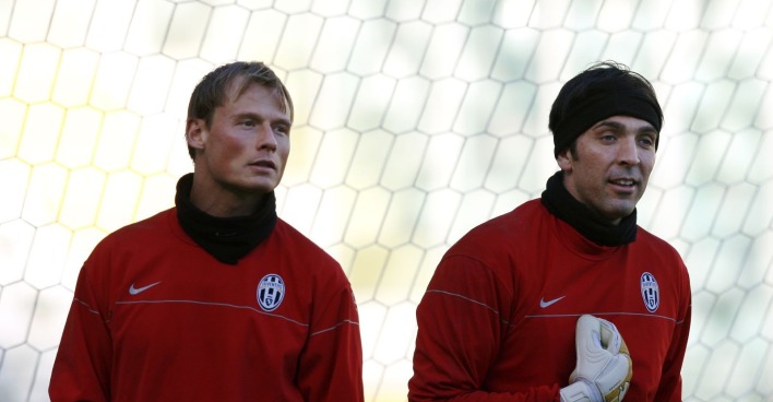 Alexander Manninger im Trikot von Juventus Turin neben Gianluigi Buffon