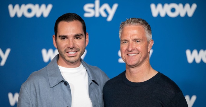 Ralf Schumacher und Étienne Bousquet-Cassagne bei einem Sky-Event zur Ankündigung ihrer TV-Serie über die Hochzeit