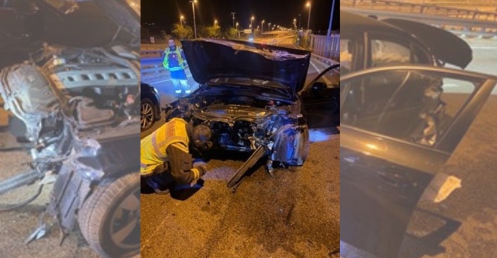 Schwer beschädigtes Fahrzeug nach einem Raser-Unfall auf der A22 am Montag