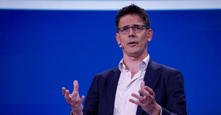 Bas Eickhout bei einem öffentlichen Auftritt, der Grünen-Politiker tritt aus dem Europäischen Parlament zurück