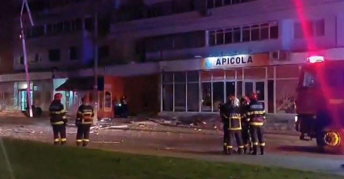 Feuerwehreinsatz nach Drohnenangriff: Russische Drohne hat Hochhaus in Galați (Rumänien) getroffen und Brand ausgelöst