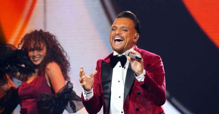 Menowin Fröhlich während seines Auftritts im Halbfinale von DSDS