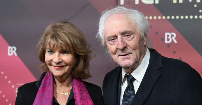 Günther Maria Halmer mit Ehefrau Claudia bei Event kurz vor seinem Tod im Alter von 83 Jahren