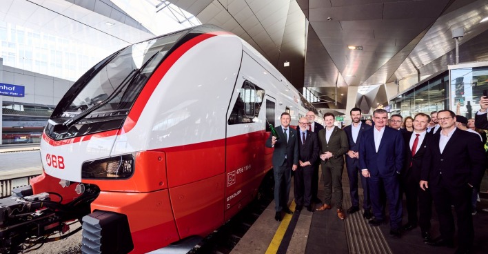 Präsentation des neuen ÖBB Cityjet Doppelstockzugs am Wiener Hauptbahnhof