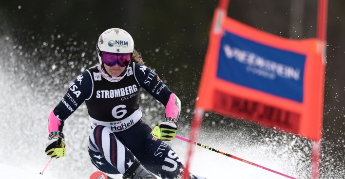 Paula Moltzan während eines Ski-Rennens