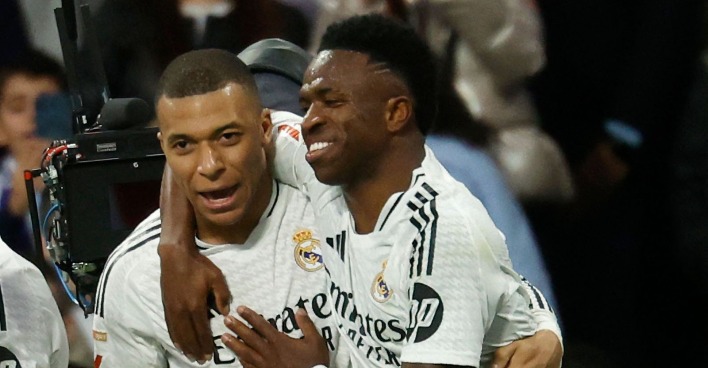 Kylian Mbappe und Vinicius Jr. während einem Ligaspiel für Real Madrid.