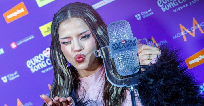 DARA Bulgarien ESC Gewinnerin 2026 Eurovision Song Contest Wien Sieger Trophäe Bangaranga