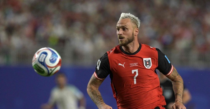 Marko Arnautovic im Österreich-Trikot beim WM-Spiel gegen Algerien während seines Führungstores zum 1:0