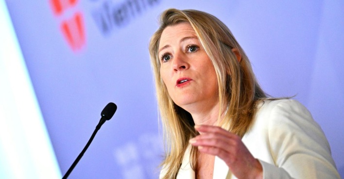 Bettina Emmerling Wiener Bildungsstadträtin spricht über Sommerferien Vorverlegung Hitze Schulen Wien