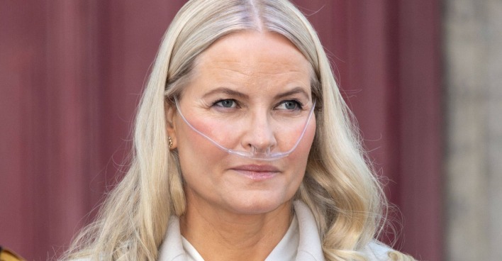 Mette Marit mit Sauerstoffgerät wegen Lungenfibrose vor erfolgreicher Lungentransplantation in Oslo