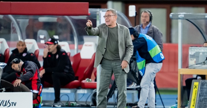 Ralf Rangnick an der Seitenlinie beim letzten Testspiel vor der WM gegen Tunesien.