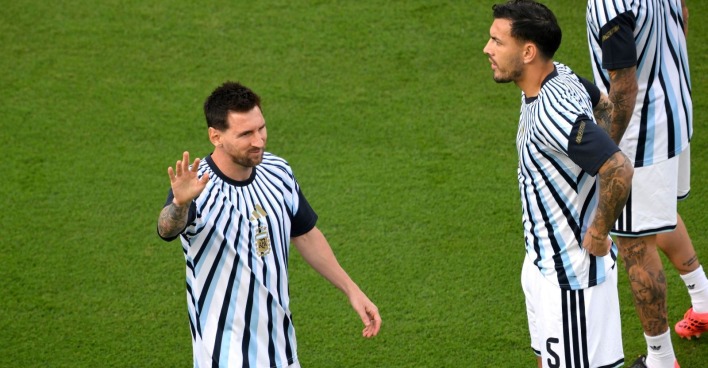 Lionel Messi beim Aufwärmen vor dem WM-Auftakt Argentiniens gegen Algerien