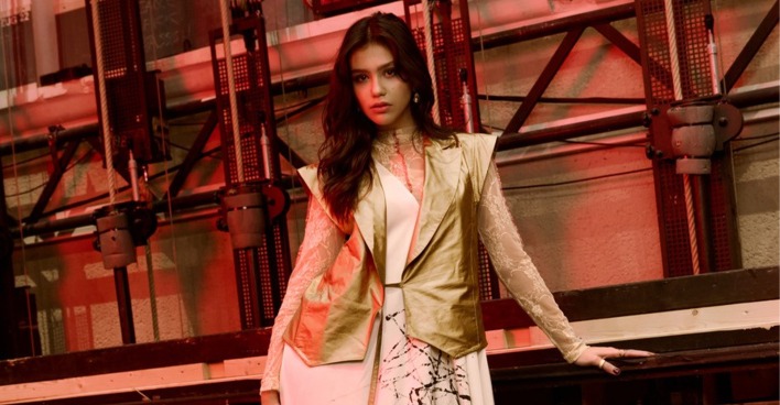 Model beim Posing | Credit: Chiara Milo/Instagram: @chiaramil0