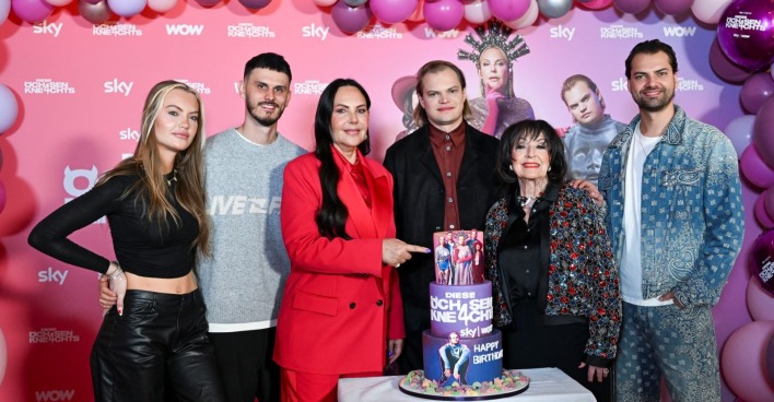 „Diese Ochsenknechts“: Natascha Ochsenknecht feiert mit ihrer Familie die Premiere der fünften Staffel der Reality-Serie bei Sky und WOW.
