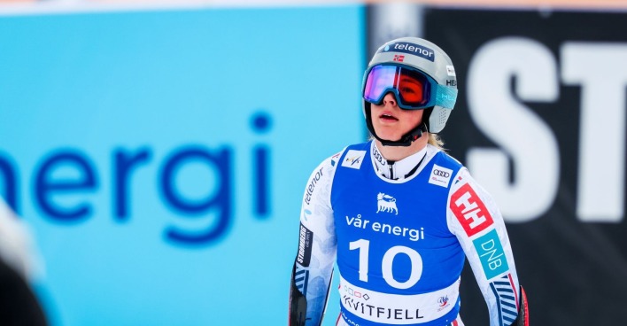 Kajsa Vickhoff Lee im Zielraum beim Super-G von Kvitfjell