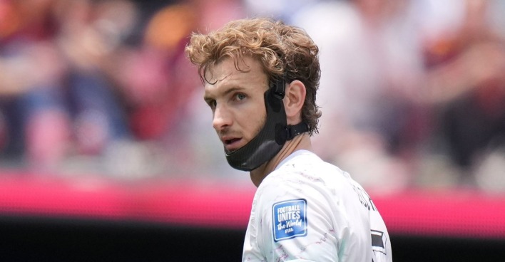 Spanien – Österreich: ÖFB-Verteidiger Stefan Posch trägt nach seinem Kieferbruch eine speziell angefertigte Schutzmaske und kämpft bei der Fußball-WM weiter für Österreich.