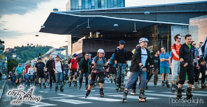 Menschen bei Sport in der Grazer Innenstadt | Credit: Bottled Lights Photography