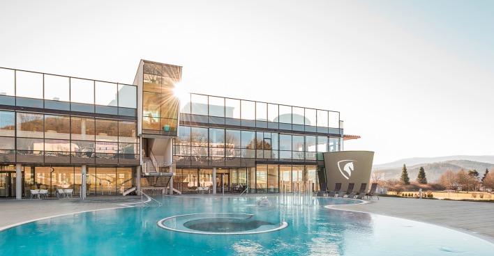 Hotel &amp; Therme NOVA von außen | Credit: Hotel &amp; Therme NOVA/Die Abbilderei