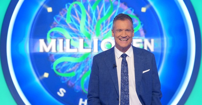 Armin Assinger im Studio der ORF-Millionenshow, deren Zukunft ab 2027 ungewiss ist.