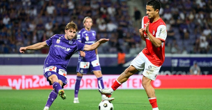 Reinhold Ranftl (FK Austria Wien) und Gabriel Silva (Sporting Braga) am Donnerstag, 27. August 2026, anl. des Rückspieles im Play-off der Conference League Begegnung zwischen FK Austria Wien und Sporting Braga in Wien