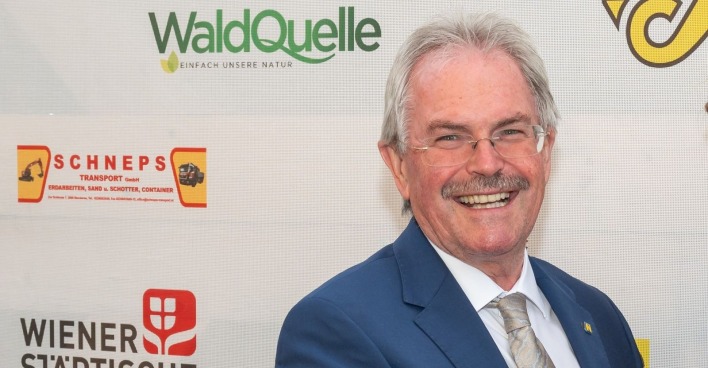 Karl Wilfing, Präsident des Niederösterreichischen Landtags, bei einer öffentlichen Veranstaltung.