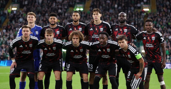 LASK vs. Celtic: Die LASK Spieler vor dem 1. Spiel.