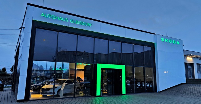 Das Autohaus Gleisdorf bei Nacht | Credit: Autohaus Gleisdorf
