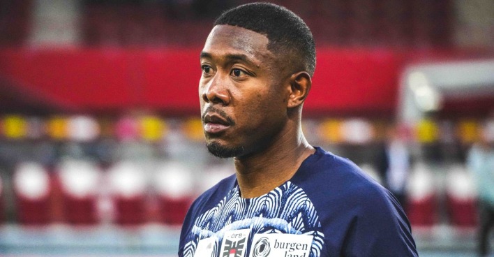 David Alaba im ÖFB-Trikot – der Fußballstar nimmt Abschied von seinem früheren Bayern-Trainer Peter Hermann.