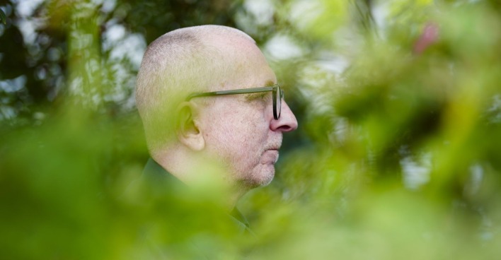 Günther Paal alias Gunkl bei einem Interview bevor die Vorwürfe öffentlich wurden.