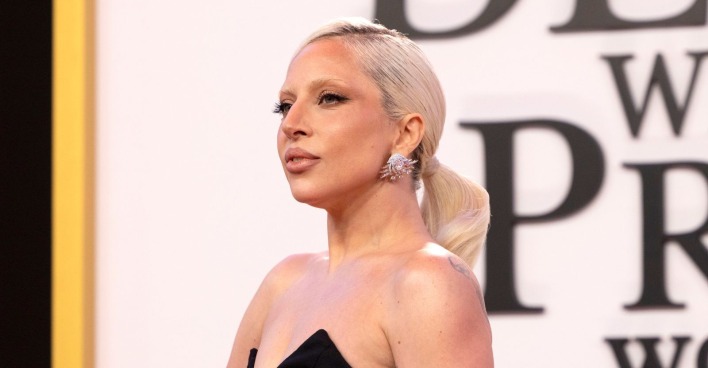 Lady Gaga bei einem öffentlichen Auftritt. Die Sängerin ist Mutter einer Tochter namens Rose Bean Polansky.