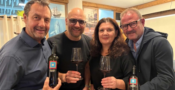 Weinhändler Hannes Wakolbinger, Winzer Horst Gager, Restaurant Moby Dick-Chefs Nicole und Klaus Radhuber