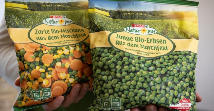 Packungen von Spar Natur pur Bio-Gemüse aus dem Marchfeld